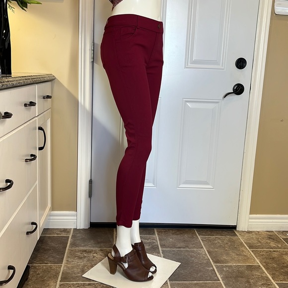 Brand new Amaryllis pull on style jeggings - Picture 2 of 4